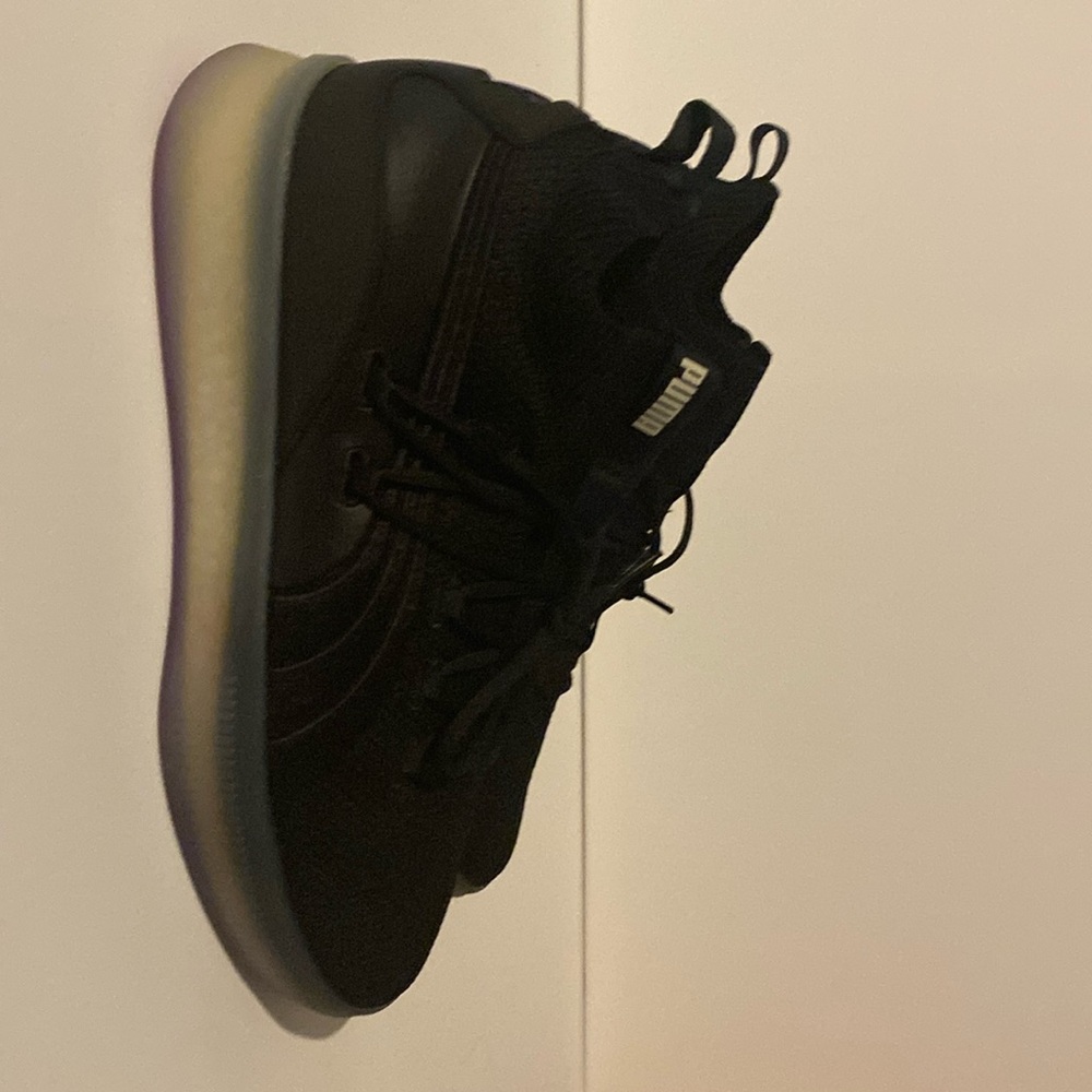 Puma Clyde Court Electric purple.